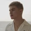 alexzandervi on IG