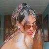 meninanaracoala