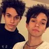 dobretwins2899