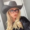 hayleyhodsonx