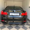 auto_larje_caffe_genti