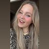 juliaaa2341