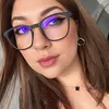 mel.j.khn