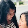 nina_and_saki