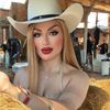 Angela Ochoa