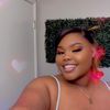 Mia_cheeks