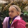 chloe_smith16