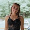 emma_lyons12