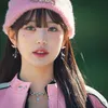 ︎