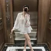Vợbécủaanh