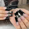 clara_nails_16