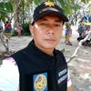 30476074817