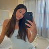 bella_winkk