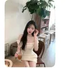 30571589697
