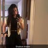 bella_skirr