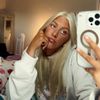 _.carliebranson._
