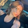 laura__b7
