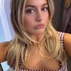 Skye Zöfia