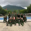 Chờ gió nổi lên .