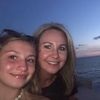 kellyfieldsisley82