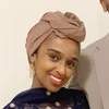 Dr Amina