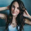 thesaltyybrunette