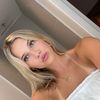 oliviaa_white