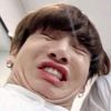 taehyungs_left_toenail