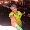 Gui (: