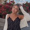 shetakesontheglobe