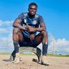 tell_me_nino_footballeur