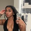 theealexaarie._