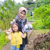 etalase_nadine2
