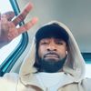 mo_whoisthat