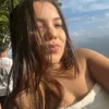 lyviaxrz