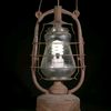 dusty_lamp