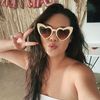 ellie_pham