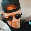zachrobertzzz