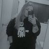 elleskyee__