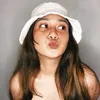 leigh.paras