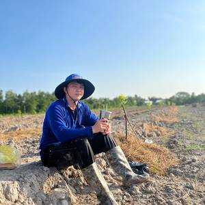 anh_nong_dan_ao_xanh66c1