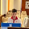 vanhuy_2241