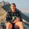 andrew_hallzy