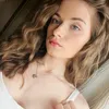 lauraclarke_21