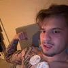 lip_pillow_user