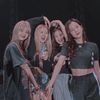 4humanblackpinkkk_