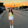 oliviagold6