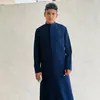 منتظرُ