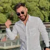 فان پەیجی ئۆژین نەوزاد