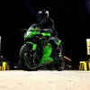 lucaslovesspeed